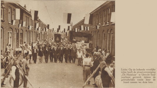 874473 Afbeelding van de gebruikelijke ronde door de buurt van bestuur en leden van de Straatvereniging 'De Hazelaar' ...